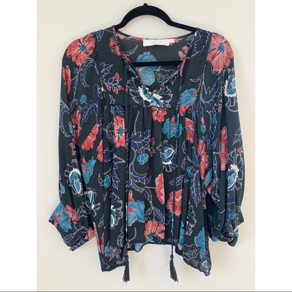 Astr The Label Floral Blouse